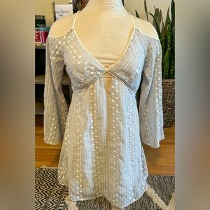 keyhole off the shoulder sundress grey bell sleeve size M honey belle brand